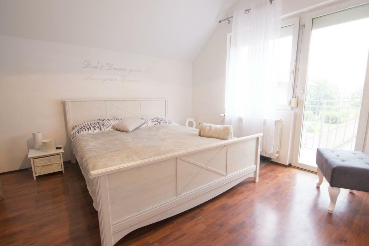 Dolce Casa Apartment เบลเกรด ภายนอก รูปภาพ